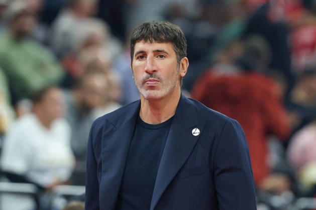 Alex Mumbru (Virtus Bologna, Chef-Trainer) vor dem Spiel, Freisteller, GER, FC Bayern Basketball vs. Virtus Bologna, Basketball, Euroleague, 4. Spieltag, Saison 2026 2027, 08.10.2026, GER, FC Bayern Basketball vs. Virtus Bologna, Basketball, Euroleague, 4. Spieltag, Saison 2026 2027, 08.10.2026 Muenchen Copyright: xEibner-Pressefoto JennixMaulx EP_JML