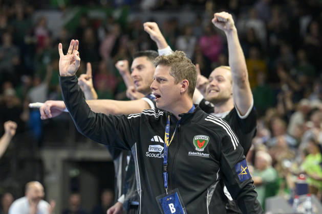 im Bild v.l.: Nicolej Krickau Tor, Treffer, Jubel, Torjubel, Freude, Begeisterung, feiert, GER, Berlin, Handball, Füchse Berlin vs FC Porto, EHF Champions League, 3. Spieltag der Gruppe A , in der Max Schmeling Halle, Am Falkplatz 1, 08.10.2026, Copyright: HMBxMedia UwexKoch
