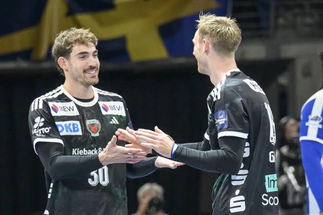 im Bild v.l.: Aymeric Zaepfel (Fuechse Berlin, 30), Mathias Gidsel (Fuechse Berlin, 19), Tor, Treffer, Jubel, Torjubel, Freude, Begeisterung, feiert, Sieg, GER, Berlin, Handball, Füchse Berlin vs FC Porto, EHF Champions League, 3. Spieltag der Gruppe A , in der Max Schmeling Halle, Am Falkplatz 1, 08.10.2026, Copyright: HMBxMedia UwexKoch