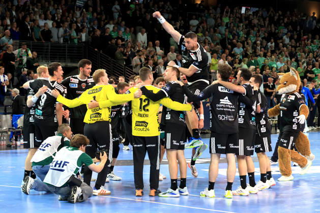 08.10.2026, GER Deutschland, Handball, EHF Champions League, 08.10.2026, Saison 2026 2027, Berlin, Fuechse Berlin vs FC Porto Fuechse-Spielerkreis, Mijajlo Marsenic ( Fuechse Berlin 93 ), Jubel, jubelt, Freude, Glueck, gluecklich, positive Emotionen, nordphoto GmbH Engler Berlin Max-Schmeling-Halle Berlin Deutschland Copyright: xNordphotox xEnglerx