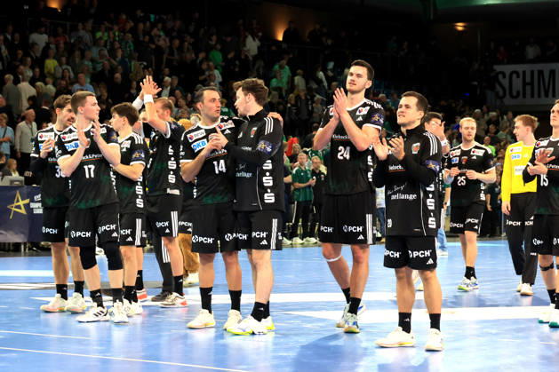 08.10.2026, GER Deutschland, Handball, EHF Champions League, 08.10.2026, Saison 2026 2027, Berlin, Fuechse Berlin vs FC Porto Fuechse-Spielerkreis, Mijajlo Marsenic ( Fuechse Berlin 93 ), Jubel, jubelt, Freude, Glueck, gluecklich, positive Emotionen, nordphoto GmbH Engler Berlin Max-Schmeling-Halle Berlin Deutschland Copyright: xNordphotox xEnglerx