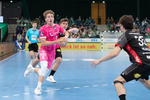 Handball, HBL2: SC DHfK Leipzig - TuS N-Lübbecke; 08.10.2026 Finn Schroven (19, SC DHfK Leipzig). Handball, 2. Bundesliga, Saison 2026 2027, 7. Spieltag: SC DHfK Leipzig vs. TuS N-Lübbecke am 08.10.2026 in der Quarterback Immobilien Arena Leipzig. Copyright: xBEAUTIFULxSPORTS JanxKaeferx