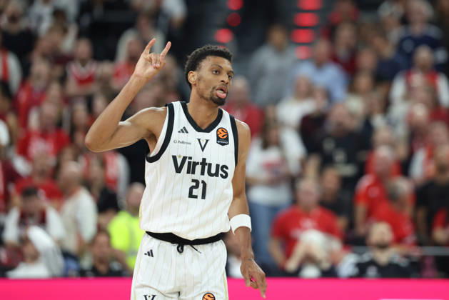 Derrick Alston Jr. (Virtus Bologna, 21) bejubelt einen Treffer, GER, FC Bayern Basketball vs. Virtus Bologna, Basketball, Euroleague, 4. Spieltag, Saison 2026 2027, 08.10.2026, GER, FC Bayern Basketball vs. Virtus Bologna, Basketball, Euroleague, 4. Spieltag, Saison 2026 2027, 08.10.2026 Muenchen Copyright: xEibner-Pressefoto JennixMaulx EP_JML
