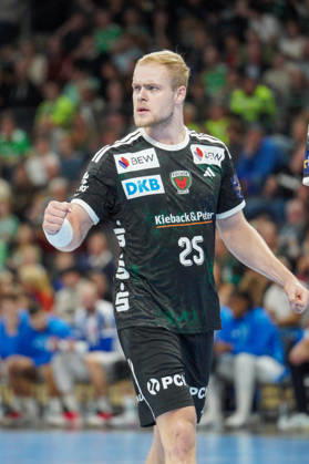 Im Bild: Matthes Langhoff (Fuechse Berlin, 25), , Tor, Treffer, Jubel, Torjubel, Freude, Begeisterung, feiert, jubelt 08.10.2026, Fuechse Berlin - FC Porto, EHF Handball Champions League, Saison 2026 27, Max-Schmeling-Halle Copyright: HMBxMedia xPascalxSpanehl