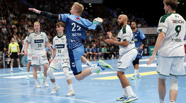 2026.10.08 Deutschland, Stuttgart Handball TVB Stuttgart vs. HSG Wetzlar, Torben Matzken (TVB) am Ball