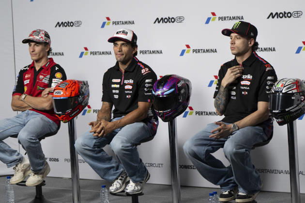 MOTO - MOTO GP - GRAND PRIX OF INDONESIA 2026 MARTIN Jorge (spa), Aprilia Racing, Aprilia RS-GP26, portrait with MARQUEZ Marc (spa), Ducati Lenovo Team, Ducati Desmosedici GP26 and BEZZECCHI Marco (ita), Aprilia Racing, Aprilia RS-GP26 during the 2026 MotoGP Pertamina Grand Prix of Indonesia on the Mandalika circuit from October 9 to 11, at West Nusa Tenggara, Indonesia - West Nusa TenggaraIndonesia  Copyright: xGIGIxSOLDANOx