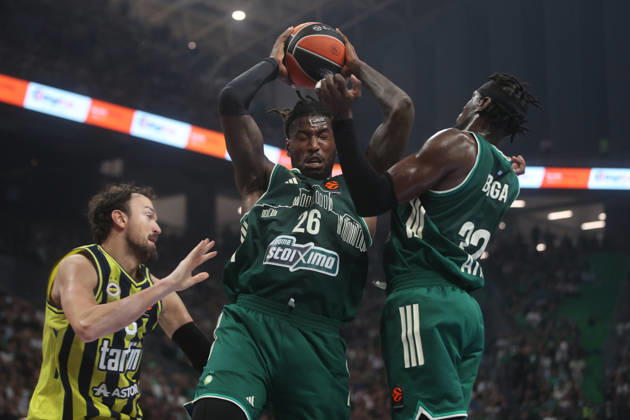 Panatinaikos AKTOR v Fenerbahce Tarfin - EuroLeague ATHENS, GREECE - OCTOBER 8: Mathias Lessort (26) of Panathinaikos AKTOR in action during the EuroLeague Week 4 match between Panathinaikos AKTOR and Fenerbahce Tarfin at OAKA Sports Hall in Athens, Greece, on October 8, 2026. Ayhan Mehmet Anadolu Athens Greece. Editorial use only. Please get in touch for any other usage.  Copyright: x2026xAnadoluxAyhanxMehmetx