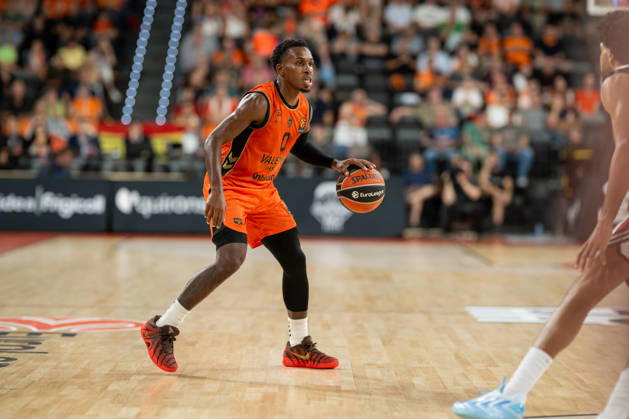 EuroLeague Round 4 match between Valencia Basket and Hapoel IBI Tel Aviv TJ Shorts of Valencia Basket in action during the EuroLeague Round 4 match between Valencia Basket and Hapoel IBI Tel Aviv at Roig Arena, (Valencia ) on October 08, 2026. Copyright: xVicentexVidalxFernandezx