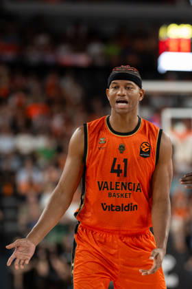EuroLeague Round 4 match between Valencia Basket and Hapoel IBI Tel Aviv Jasiel Rivero of Valencia Basket in action during the EuroLeague Round 4 match between Valencia Basket and Hapoel IBI Tel Aviv at Roig Arena, (Valencia ) on October 08, 2026. Copyright: xVicentexVidalxFernandezx