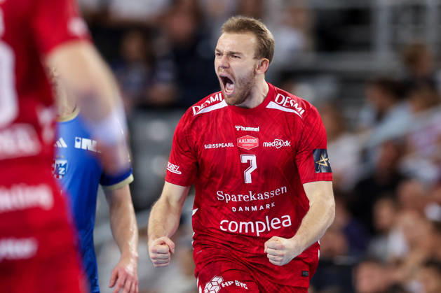 HC Zagreb v Aalborg Handbold - EHF Champions League Men Group Phase - Group C ZAGREB, CROATIA - OCTOBER 8: Thomas Arnoldsen of Aalborg Handbold celebrates after a goal during the EHF Champions League match between HC Zagreb and Aalborg Handbold at Arena Zagreb on October 8, 2026 in Zagreb, Croatia.  IgorxKralj PIXSELL