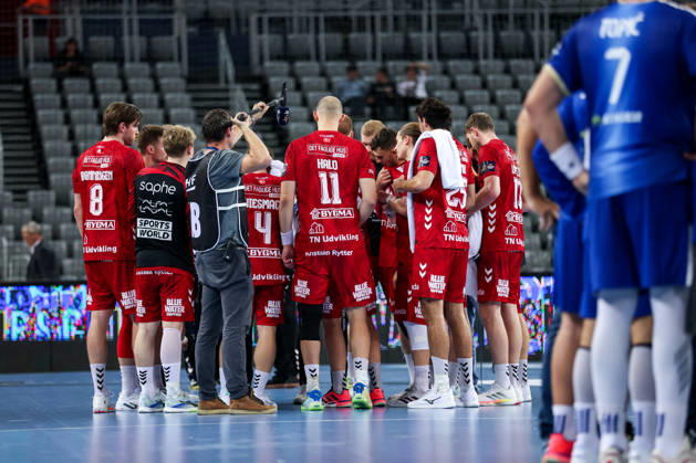 HC Zagreb v Aalborg Handbold - EHF Champions League Men Group Phase - Group C ZAGREB, CROATIA - OCTOBER 8: Aalborg Handbold time-out during the EHF Champions League match between HC Zagreb and Aalborg Handbold at Arena Zagreb on October 8, 2026 in Zagreb, Croatia.  IgorxKralj PIXSELL