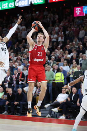 Justuz Hollatz (FC Bayern Basketball, 21) mit Ball, GER, FC Bayern Basketball vs. Virtus Bologna, Basketball, Euroleague, 4. Spieltag, Saison 2026 2027, 08.10.2026, GER, FC Bayern Basketball vs. Virtus Bologna, Basketball, Euroleague, 4. Spieltag, Saison 2026 2027, 08.10.2026 Muenchen Copyright: xEibner-Pressefoto JennixMaulx EP_JML