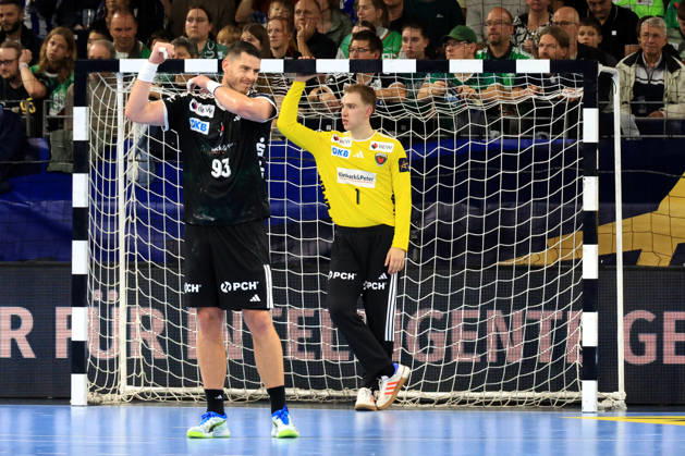 08.10.2026, GER Deutschland, Handball, EHF Champions League, 08.10.2026, Saison 2026 2027, Berlin, Fuechse Berlin vs FC Porto Mijajlo Marsenic ( Fuechse Berlin 93 ), Lasse Ludwig ( Fuechse Berlin 1 ) nordphoto GmbH Engler Berlin Max-Schmeling-Halle Berlin Deutschland Copyright: xNordphotox xEnglerx
