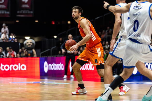 07.10.2026, GER, BKT Eurocup, Basketball, Chemnitz, Niners Chemnitz - Neptunas Klaipeda Mateo Šerić (Niners Chemnitz, 21) Chemnitz Messe Chemnitz Sachsen Deutschland