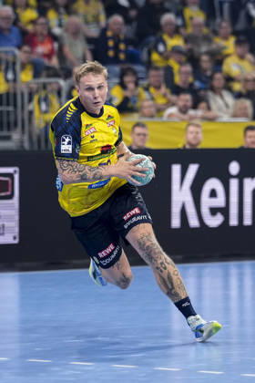 Edwin Aspenbäck (RNL, 78), am Ball, Freisteller, Ganzkörper, Einzelbild, Einzelfoto, Aktion, Action, 08.10.2026, Mannheim (Deutschland), Handball, Bundesliga, Rhein-Neckar Löwen - ThSV Eisenach