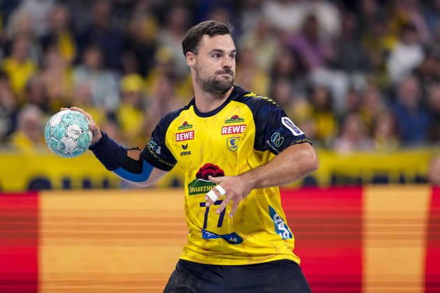 Dani Baijens (RNL, 77), am Ball, Einzelbild, Einzelfoto, Aktion, Action, 08.10.2026, Mannheim (Deutschland), Handball, Bundesliga, Rhein-Neckar Löwen - ThSV Eisenach