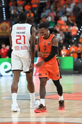 ESP: Euroleague Valencia Basket v Hapoel IBI Tel Aviv TJ Shorts of Valencia during the Euroleague match between Valencia Basket and Hapoel IBI Tel Aviv played at Roig Arena Stadium on October 8 2026 in Valencia Spain Valencia Spain Basketball Copyright: xAgenciaxLOFx