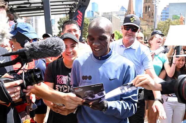 ELIUD KIPCHOGE MELBOURNE MARATHON OP, Elite marathon athlete Eliud Kipchoge during a fan event ahead of the Melbourne Marathon, in Melbourne, Friday, October 9, 2026. ( NO ARCHIVING MELBOURNE VICTORIA Australia  Copyright: xJAMESxROSSx 20261009171613909446