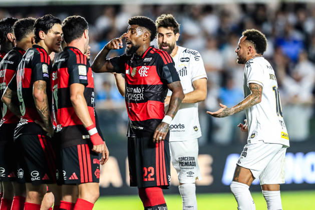 October 10, 2026, Sao Paulo, Sao Paulo, Brazil: SoO PAULO (SP), BRAZIL OCTOBER 10: Flamengo player Emerson Royal during the match between Santos and Flamengo in the 2026 Brazilian Championship at Vila Belmiro Stadium in Santos (SP), Brazil, on Thursday, October 10, 2026., Credit:Marco Miatelo Avalon  Copyright: xMarcoxMiatelox xAvalonx 1141612023