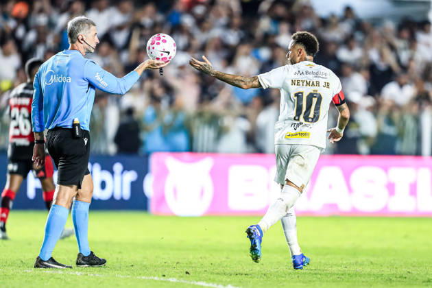 October 10, 2026, Sao Paulo, Sao Paulo, Brazil: SoO PAULO (SP), BRAZIL OCTOBER 10: Santos player Neymar Jr. during the match between Santos and Flamengo in the 2026 Brazilian Championship at Vila Belmiro Stadium in Santos (SP), Brazil, on Thursday, October 10, 2026., Credit:Marco Miatelo Avalon  Copyright: xMarcoxMiatelox xAvalonx 1141612064