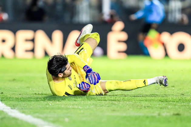 October 10, 2026, Sao Paulo, Sao Paulo, Brazil: SoO PAULO (SP), BRAZIL OCTOBER 10: Flamengo player Rossi during the match between Santos and Flamengo in the 2026 Brazilian Championship at Vila Belmiro Stadium in Santos (SP), Brazil, on Thursday, October 10, 2026., Credit:Marco Miatelo Avalon  Copyright: xMarcoxMiatelox xAvalonx 1141612078