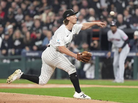 Baseball: Division Series between Guardians and White Sox Chicago White Sox starter Parker Messick pitches during Game 4 of the American League Division Series against the Cleveland Guardians at Rate Field in Chicago on Oct. 8, 2026.  A14AA0005630519P