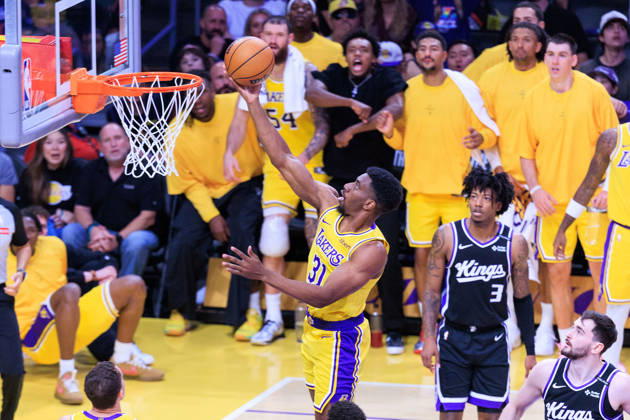 October 8, 2026, Los Angeles, California, USA: AK Okereke 31 of the Los Angeles Lakers puts up a layup during a preseason NBA, Basketball Herren, USA game against the Sacramento Kings on Thursday October 8, 2026 at Crypto.com Arena in Los Angeles, California. Lakers defeat Kings, 114 -110. JAVIER ROJAS PI Lakers Vs. Kings  - ZUMAp124 20261008_zaa_p124_062 Copyright: xJavierxRojasx