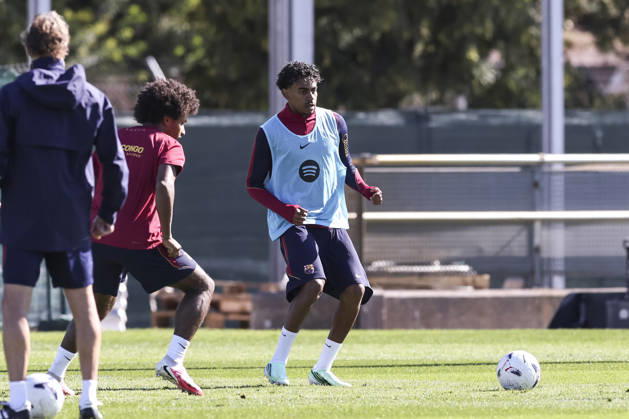 October 9, 2026, Sant Joan Despi, Barcelona, Spain: Lamine Yamal during the training day of FC Barcelona, Barca ahead the Spanish League, Laliga EA Sports, football match against Getafe CF at Ciudad Esportiva Joan Gamper on October 09, 2026 in Sant Joan Despi, Barcelona, Spain. Sant Joan Despi Spain - ZUMAa181 20261009_zaa_a181_009 Copyright: xJavierxBorregox