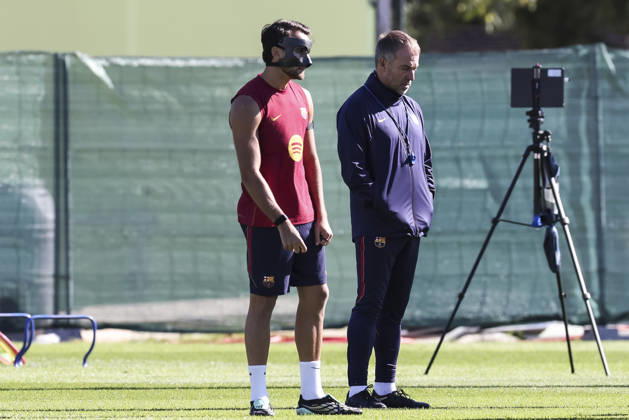 October 9, 2026, Sant Joan Despi, Barcelona, Spain: Eric Garcia and Hansi Flick, head coach during the training day of FC Barcelona, Barca ahead the Spanish League, Laliga EA Sports, football match against Getafe CF at Ciudad Esportiva Joan Gamper on October 09, 2026 in Sant Joan Despi, Barcelona, Spain. FC Barcelona Training And press conference, PK, Pressekonferenz - LaLiga EA Sports  - ZUMAa181 20261009_zaa_a181_017 Copyright: xJavierxBorregox