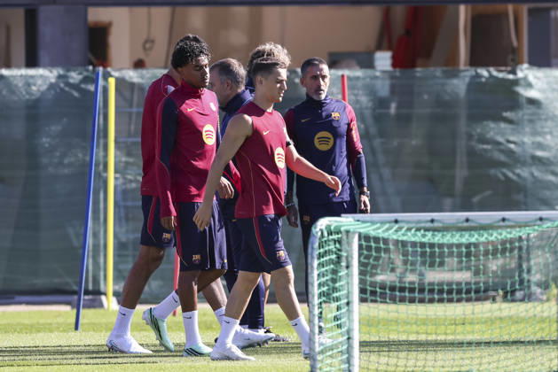 October 9, 2026, Sant Joan Despi, Barcelona, Spain: Gavi and Lamine Yamal during the training day of FC Barcelona, Barca ahead the Spanish League, Laliga EA Sports, football match against Getafe CF at Ciudad Esportiva Joan Gamper on October 09, 2026 in Sant Joan Despi, Barcelona, Spain. FC Barcelona Training And press conference, PK, Pressekonferenz - LaLiga EA Sports  - ZUMAa181 20261009_zaa_a181_020 Copyright: xJavierxBorregox
