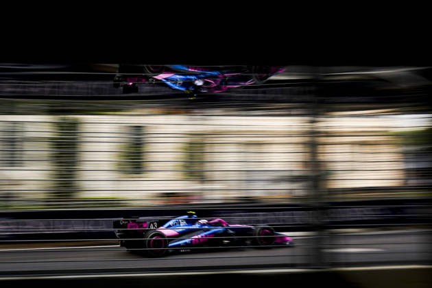 FORMULA 1 SINGAPORE AIRLINES SINGAPORE GRAND PRIX 2026 Franco Colapinto (ARG) 43 Alpine in practice during the Formula 1 Singapore Airlines Singapore Grand Prix 2026, Round 17 of the 2026 Formula 1 World Championship, WM, Weltmeisterschaft from 9th - 11th October 2026 at the Marina Bay Street Circuit, Singapore. Credit: Robbie Hoad Every Second Media Editorial use only. All images are copyright Every Second Media Limited. No images may be reproduced without prior permission. Copyright: xIMAGO EveryxSecondxMediax ESM-2203-0220 RobbiexHoadx xEveryxSecondxMediax
