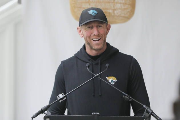 CHADLER’S CROSS, ENGLAND - OCTOBER 09: Head Coach Liam Coan of the Jacksonville Jaguars at pre training interview during the Jacksonville Jaguars team practise and media as part of the London NFL, American Football Herren, USA Series 2026, at the Grove, Chandler’s Cross, Hertfordshire, England, on 09 October 2026. Jody Demay - Davies SPP Copyright: xJodyxDemayx-xDaviesx xSPPx Sportspressphoto_SPR249389