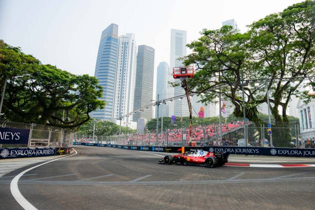 Formula 1 Singapore Grand Prix - FP1 CHARLES LECLERC 16 (MON) of Scuderia Ferrari HP (Ferrari SF-26) on Friday during FP1 during the Formula 1 Singapore Airlines Singapore Grand Prix 2026 at Marina Bay Street Circuit, Singapore, on October 9, 2026. Photo by Antoine LAPEYRE Reveries Agency ABACAPRESS.COM Marina Bay Singapore  Copyright: xAntoinexLapeyre ReveriesxAgency ABACAx