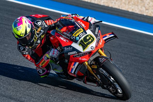 RECORD DATE NOT STATED WSBK 11th stage in Estoril Estoril (Portugal), 09 10 2026 - Alvaro Bautista (19), Barni Spark Racing rider, during free practice 1, of the 11th round of the SBK World Championship, WM, Weltmeisterschaft at the Estoril circuit Portugal Lisbon portugal Copyright: xJoaquimxGalantex