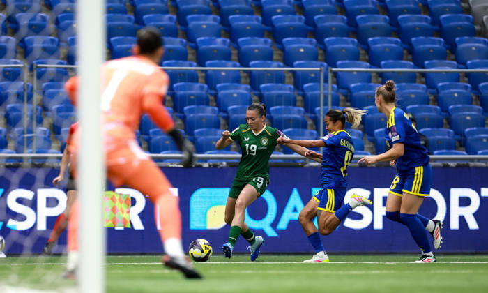 2027 FIFA Women s World Cup Round One Qualifying Play-off First Leg, Astana Arena, Astana, Kazakhstan 9 10 2026 Kazakhstan vs Republic of Ireland Ireland™s Abbie Larkin with Aida Gaistenova of Kazakhstan Abbie Larkin with Aida Gaistenova 9 10 2026  Copyright: xx BASN3680