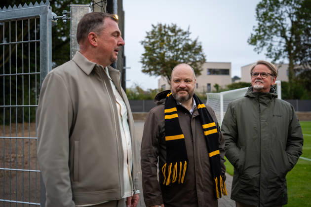 Christoph Kind (Geschaeftsfuehrer ASB), OB Marcel Ziemons und Carsten Schaadt (Aufsichtsratsvorsitzender ASB) TSV Alemannia Aachen Eroeffnung des neuen Trainigsplatzes, Saison 2026 2027, 09.10.2026 TSV Alemannia Aachen Eroeffnung des neuen Trainigsplatzes, Saison 2026 2027, 09.10.2026 Aachen Copyright: xEibner-Pressefoto J.xDerondeaux EP_JDU