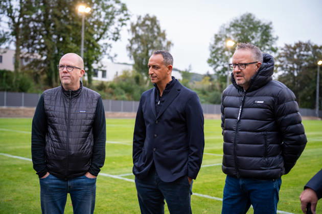 Dr. Dirk Kall (Kaufmaennischer Geschaeftsfuehrer, Alemannia Aachen), Rachid Azzouzi (Geschaeftsfuehrer Alemannia Aachen) und Bjoern Jansen (Alemannia Aachen, Praesident) TSV Alemannia Aachen Eroeffnung des neuen Trainigsplatzes, Saison 2026 2027, 09.10.2026 TSV Alemannia Aachen Eroeffnung des neuen Trainigsplatzes, Saison 2026 2027, 09.10.2026 Aachen Copyright: xEibner-Pressefoto J.xDerondeaux EP_JDU