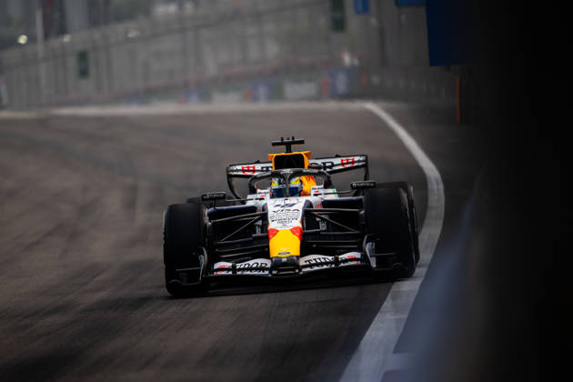 F1 - SINGAPORE GRAND PRIX 2026 41 LINDBLAD Arvid (gbr), Visa Cash App RB F1 Team VCARB03, action during the 2026 Formula 1 Singapore Grand Prix, 17th round of the 2026 Formula One World Championship, WM, Weltmeisterschaft from October 9 to 11, 2026 on the Marina Bay Street Circuit, in Singapore, Singapore - SingaporeSingapore Copyright: xALBERTOxVIMERCATIx