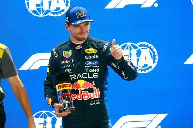 VERSTAPPEN Max (nld), Red Bull Racing Ford RB22, portrait F1 GP 17 Singapore 2026 ALONSO Fernando (spa), Aston Martin F1 Team Honda AMR26, portrait F1 GP 17 Singapore 2026 Singapore