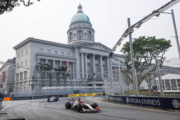 F1 - SINGAPORE GRAND PRIX 2026 31 OCON Esteban (fra), TGR Haas F1 Team VF-26, action during the 2026 Formula 1 Singapore Grand Prix, 17th round of the 2026 Formula One World Championship, WM, Weltmeisterschaft from October 9 to 11, 2026 on the Marina Bay Street Circuit, in Singapore, Singapore - SingaporeSingapore  Copyright: xJulienxDelfossex