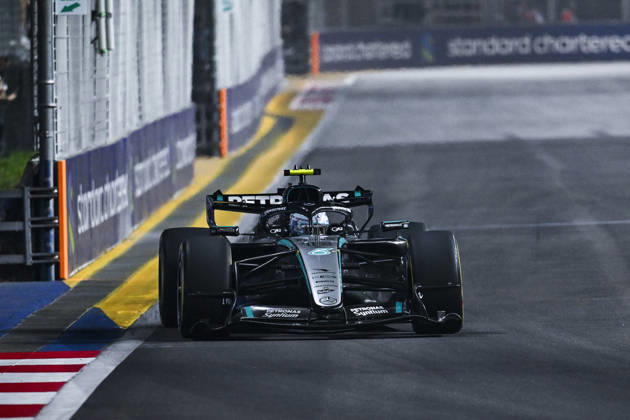 F1 - SINGAPORE GRAND PRIX 2026 12 KIMI ANTONELLI Andrea (ita), Mercedes AMG F1 Team W17, action during the 2026 Formula 1 Singapore Grand Prix, 17th round of the 2026 Formula One World Championship, WM, Weltmeisterschaft from October 9 to 11, 2026 on the Marina Bay Street Circuit, in Singapore, Singapore - SingaporeSingapore  Copyright: xDPPIx