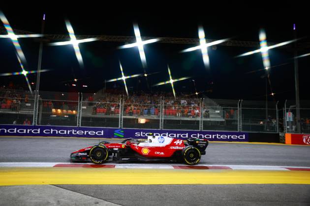 44 HAMILTON Lewis (gbr), Scuderia Ferrari SF-26, action F1 GP 17 Singapore 2026 F1 GP 17 Singapore 2026 ALONSO Fernando (spa), Aston Martin F1 Team Honda AMR26, portrait F1 GP 17 Singapore 2026 Singapore