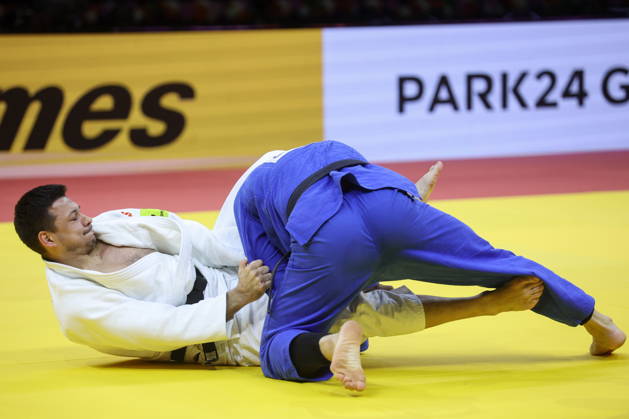 AZERBAIJAN, BAKU - OCTOBER 9, 2026: Niyaz Bilalov (L) of Russia and Arman Adamian of Russia compete in their -100 kg bout as part of the 2026 World Judo Championships at the National Gymnastics Arena. Mikhail Sinitsyn TASS  98996966