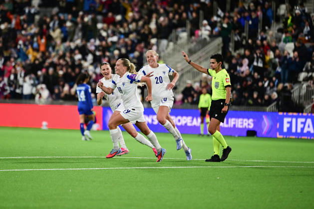 From left, FInnish players Katariina Kosola, Lotta Lindström and Eveliina Summanen celebrating 2-0 goal by Lindström during the women s World Cup European Qualifying play-off round first leg football match between Finland and Serbia in Tampere, Finland, on October 9, 2026, ahead of the 2027 FIFA Women s World Cup. - ANSSI TAKALA Tampere Finland ETdgbmpnGxM  Copyright: xAnssixTakalax ETdgbmpnGxM