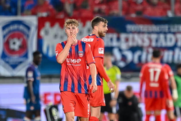 Jan Schoeppner (1. FC Heidenheim 1846) und Julian Niehues (1. FC Heidenheim 1846) enttaeusscht waehrend des spiels der 2. Bundesliga zwischen 1. FC Heidenheim und 1. FC Kaiserslautern, Voith-Arena am 09. October 2026 in Heidenheim an der Brenz, Deutschland. (Foto von Harry Langer DeFodi Images) +++ Jan Schoeppner (1. FC Heidenheim 1846) und Julian Niehues (1. FC Heidenheim 1846) looks dejected during the 2nd Bundesliga match between 1. FC Heidenheim and 1. FC Kaiserslautern at Voith-Arena on October 9, 2026 in Heidenheim an der Brenz, Germany. (Photo by Harry Langer DeFodi Images) DFB DFL REGULATIONS PROHIBIT ANY USE OF PHOTOGRAPHS AS IMAGE SEQUENCES AND OR QUASI-VIDEO. (Photo by Harry Langer DeFodi Images) DFB DFL REGULATIONS PROHIBIT ANY USE OF PHOTOGRAPHS AS IMAGE SEQUENCES AND OR QUASI-VIDEO. -