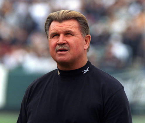 November 9, 1997 - Oakland, California, U.S - Oakland Raiders vs. New Orleans Saints at Oakland Alameda County Coliseum Sunday, November 9, 1997. Saints beat Raiders 13-10. Saints head coach Mike Ditka. NFL, American Football Herren, USA 1997: Raiders 10:13 Saints  - ZUMAg52_ 19971109_zap_g52_010 Copyright: xAlxGolubx