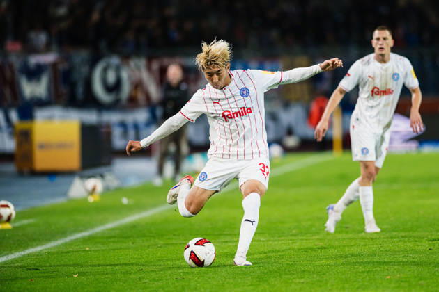 2. Bundesliga: Eintracht Braunschweig vs. Holstein Kiel, 09.10.2026 Hiroki Sekine (Holstein Kiel, 32); Fußball, 2. Bundesliga, 7. Spieltag: Eintracht Braunschweig vs. Holstein Kiel am 09.10.2026 im Eintracht-Stadion, Braunschweig DFL REGULATIONS PROHIBIT ANY USE OF PHOTOGRAPHS AS IMAGE SEQUENCES AND OR QUASI-VIDEO. Copyright: xBEAUTIFULxSPORTS Tonhäuserx