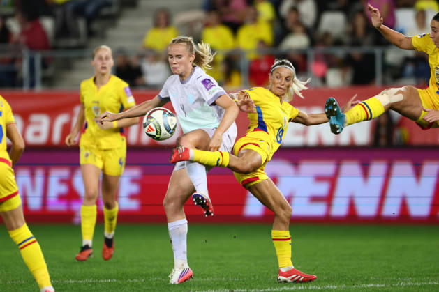 Women s World Cup Qualifier: Romania vs. Norway, Bucharest, October 9, 2026—Julie Blakstad and Olga Iordachiusi in the Women s World Cup qualifying soccer match between Romania and Norway at Stadionul Arcul de Triumf in Bucharest. Photo by Nikola Krstic, NTB. EDITORIAL USE ONLY. RESTRICTED USE FOR BETTING COMPANIES.  Copyright: xNikolaxKrsticx xNTBx