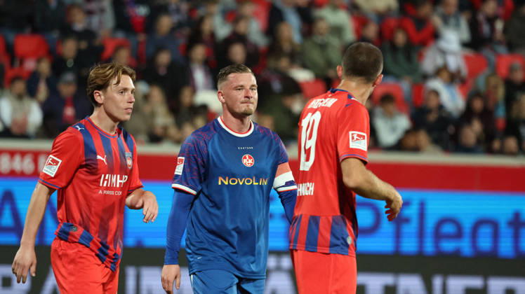 09.10.2026, xrekx, Fussball 2.Bundesliga, 1.FC Heidenheim - 1.FC Kaiserslautern v.l. Michael Heule (1FC Heidenheim 1846) Marlon Ritter (1.FC Kaiserslautern) (DFL DFB REGULATIONS PROHIBIT ANY USE OF PHOTOGRAPHS as IMAGE SEQUENCES and or QUASI-VIDEO) Heidenheim