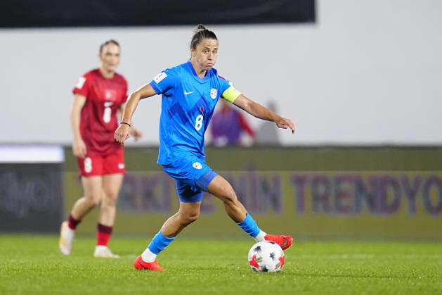 Turkiye v Slovenia - FIFA Women™s World Cup 2027 European Qualifiers Play-offs Round 1: First Leg ISTANBUL, TURKEY - OCTOBER 9: Mateja Zver of Slovenia in action during the FIFA Women s World Cup 2027 European Qualifiers Play-offs Round 1 First Leg between Turkiye and Slovenia at Pendik Stadyumu on October 9, 2026 in Istanbul, Turkey. Istanbul Pendik Stadyumu Turkey Copyright: xYagizxGurtug PSxImagesxYagizxGurtug PSxImagesx